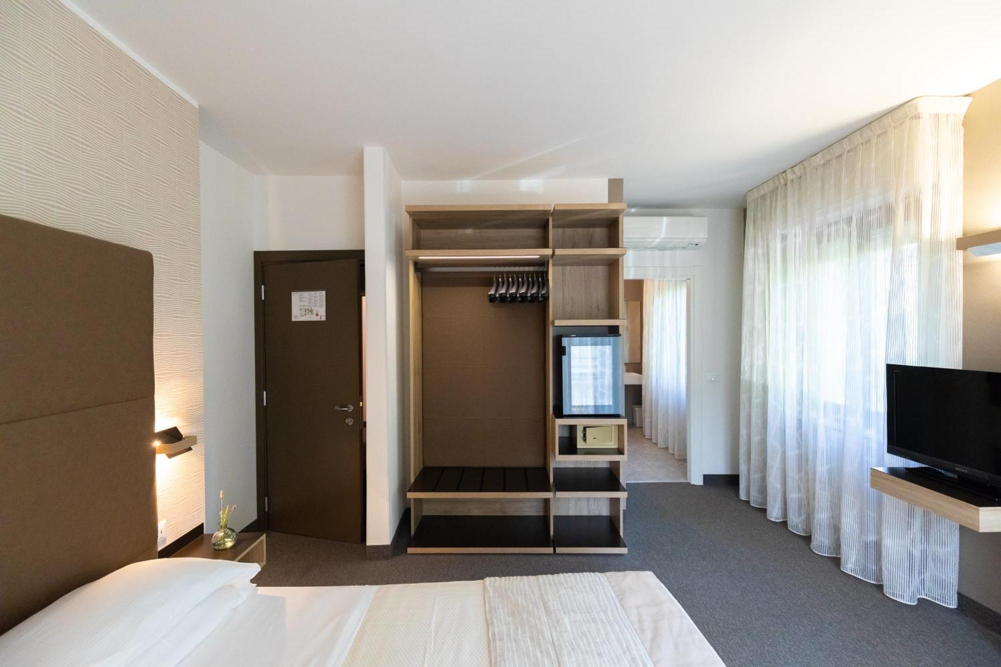 Hotel Villa Maria Sirmione Zewnętrze zdjęcie
