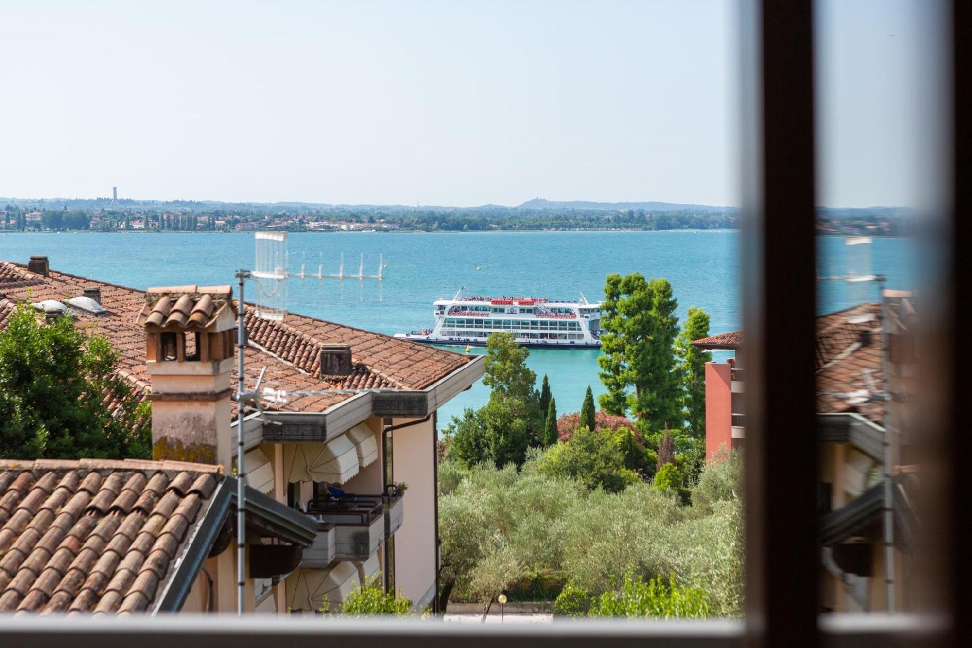 Hotel Villa Maria Sirmione Zewnętrze zdjęcie