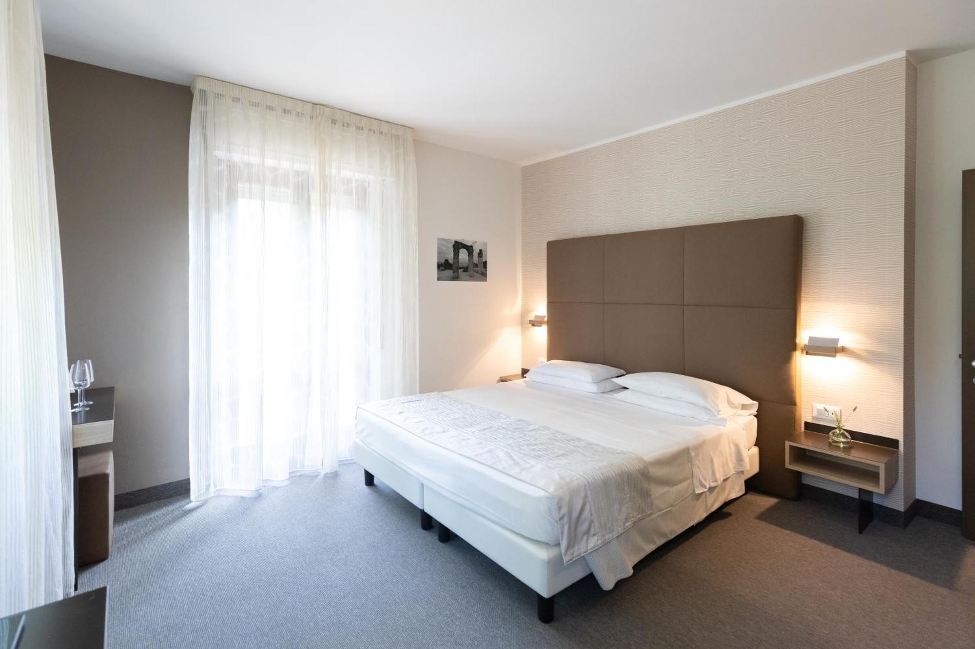 Hotel Villa Maria Sirmione Zewnętrze zdjęcie