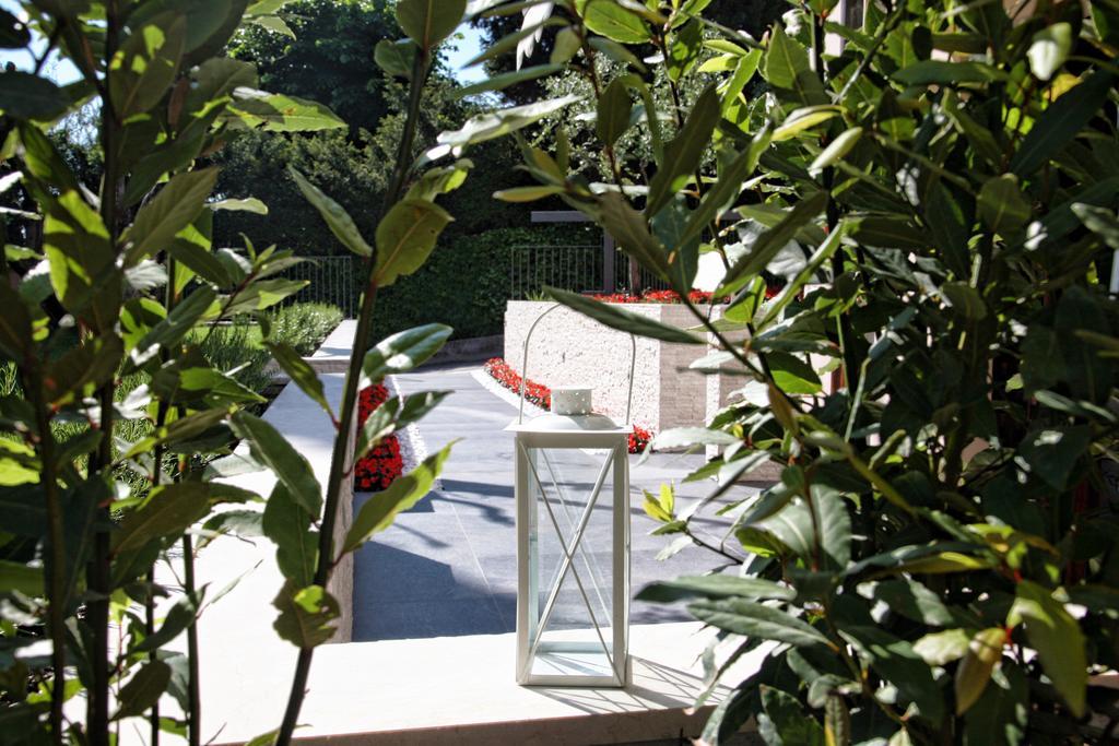 Hotel Villa Maria Sirmione Zewnętrze zdjęcie